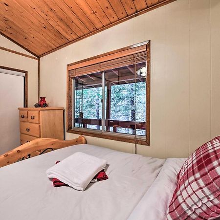 סן ברנרדינו Lake Arrowhead Cabin With Deck And Stunning Mtn Views! מראה חיצוני תמונה