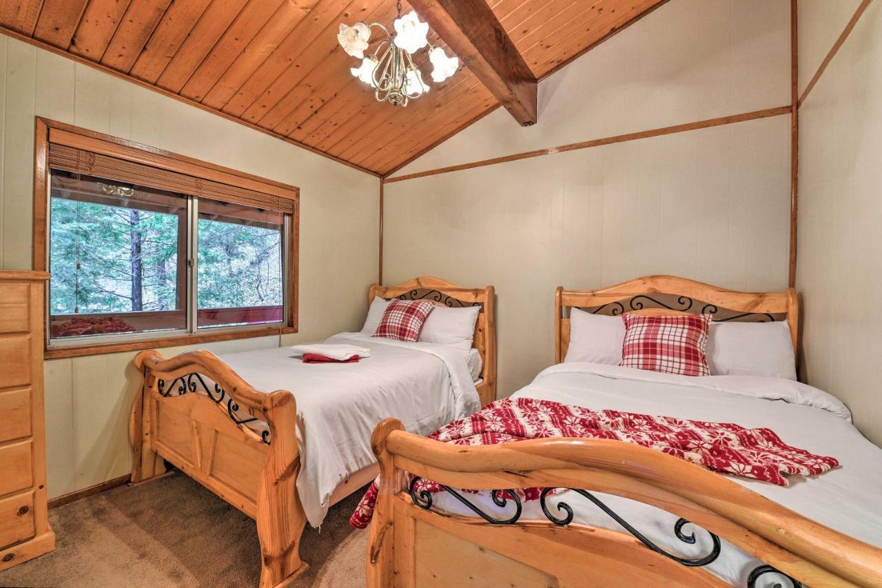 סן ברנרדינו Lake Arrowhead Cabin With Deck And Stunning Mtn Views! מראה חיצוני תמונה